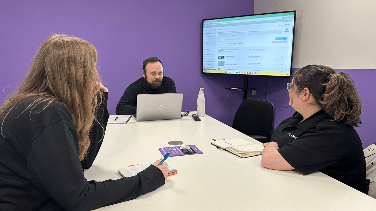 Image of a digital business consultant